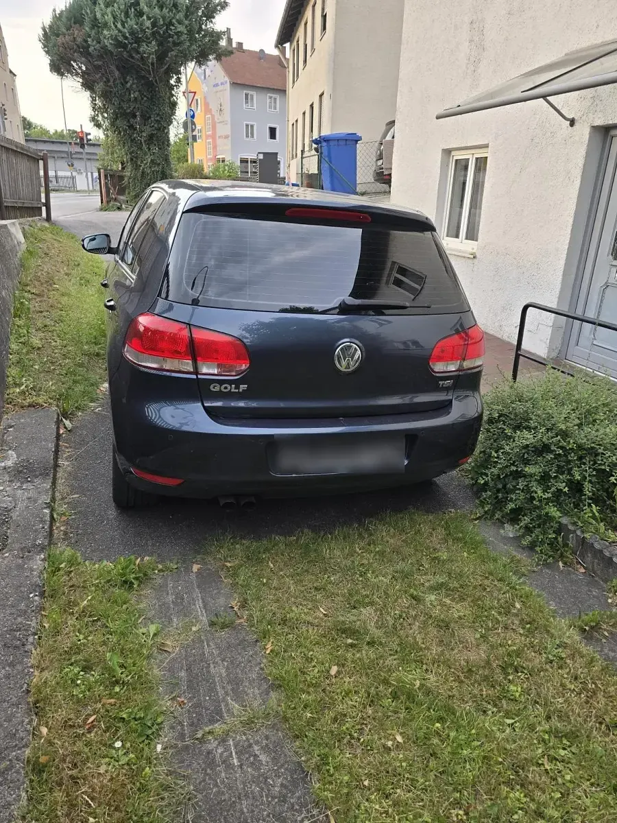 Gebraucht VW Golf VI 122 PS (89 kW) 2009 Blau Kleinwagen