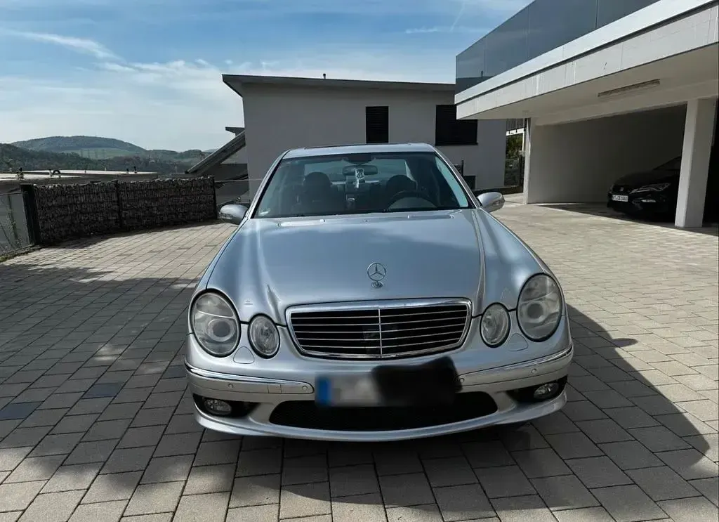 Gebraucht Mercedes E320 224 PS (164 kW) 2003 Silber Limousine