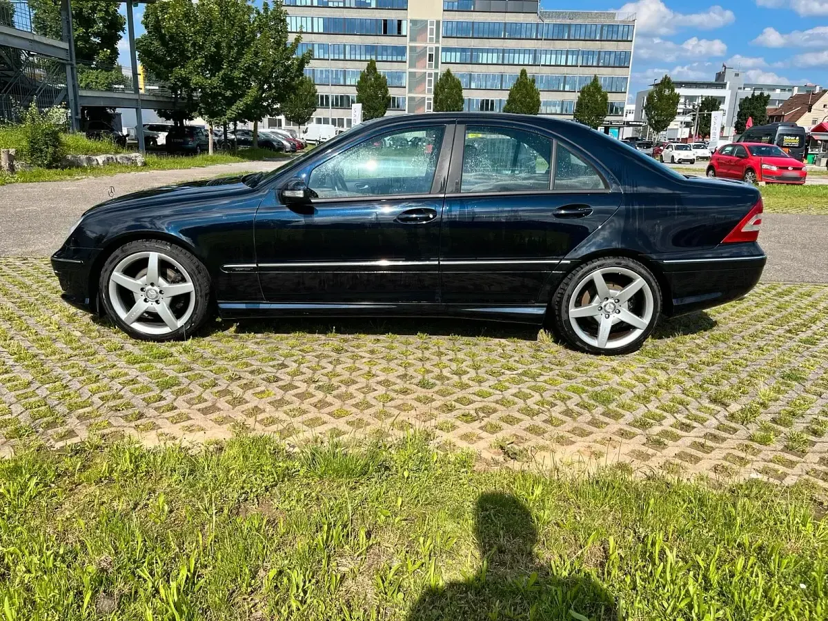Gebraucht Mercedes C280 Sport Edition 231 PS (169 kW) 2005 Blau Limousine
