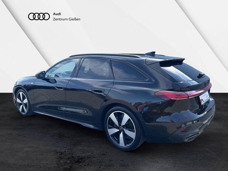 Gebraucht Audi A5 Ambiente 204 PS (150 kW) 2025 Mythosschwarz metallic Kombi