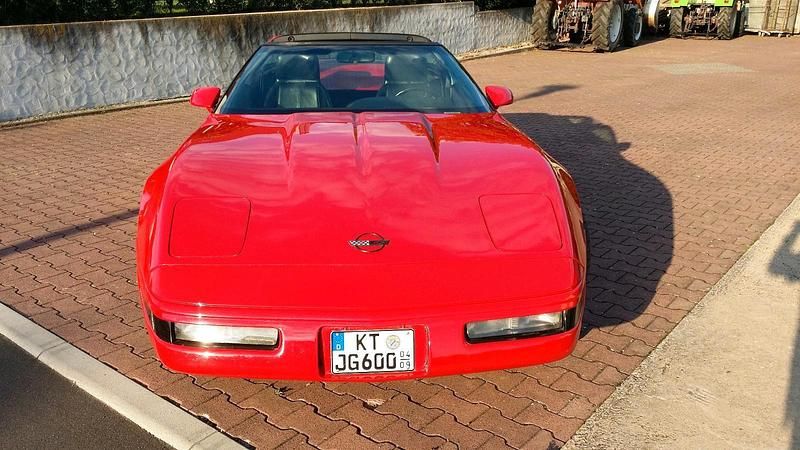 Rot Gebraucht 1991 Corvette C4 Cabrio | 19.000 € - Bild 1/4