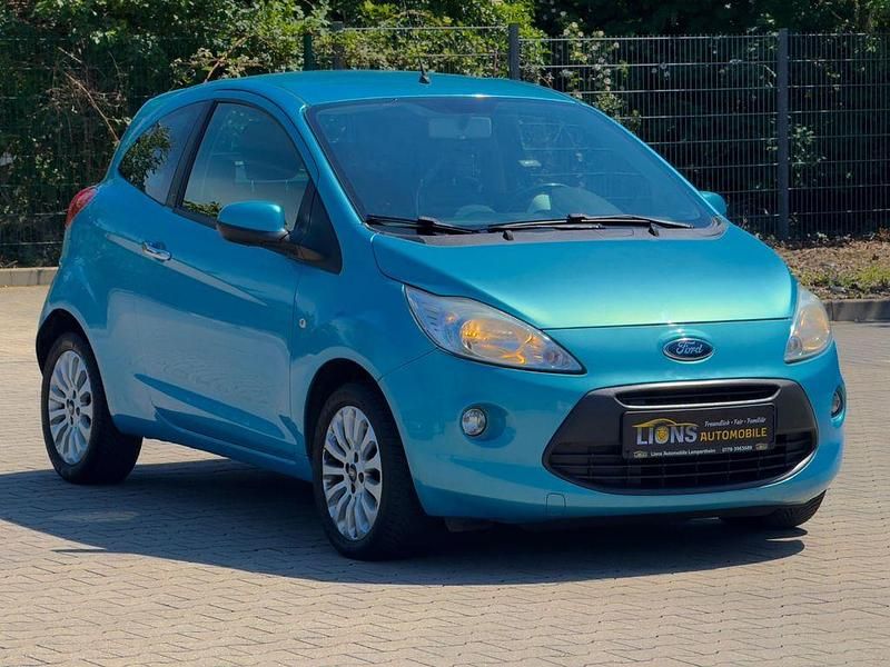Gebraucht Ford Ka Titanium 69 PS (50 kW) 2012 Blau Kleinwagen