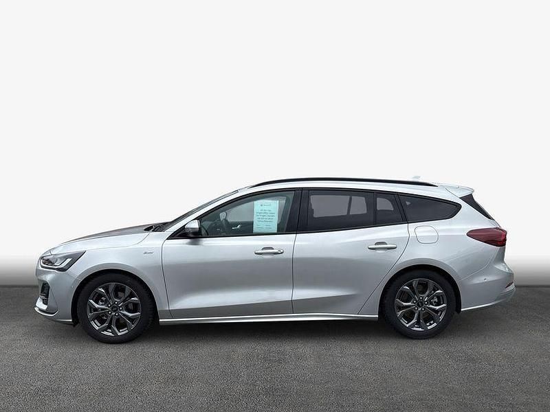 Second-hand Ford Focus 116 CP (85 kW) 2025 Argintiu Berlinǎ