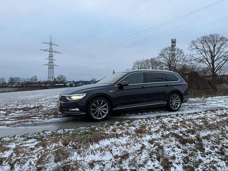 Gebraucht VW Passat Highline 239 PS (175 kW) 2017 Grau Kombi