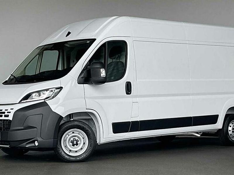 Weiß Gebraucht 2024 Fiat Ducato Van | 30.970 € (Superpreis) - Bild 1/2