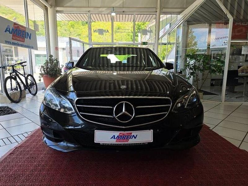 Gebraucht Mercedes E220 170 PS (125 kW) 2016 Schwarz Limousine