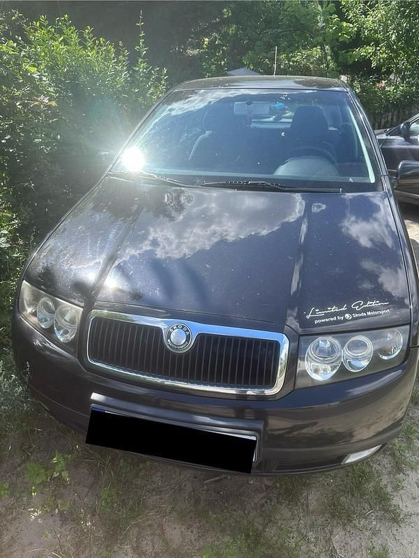 Schwarz Gebraucht 2001 Skoda Fabia Kleinwagen | 1.950 € (Fairer Preis) - Bild 1/4