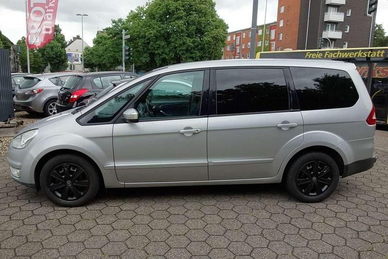 Silber Gebraucht 2008 Ford Galaxy Trend Van / Kleinbus | 6.499 € (Teuer) - Bild 1/4