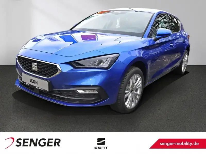 Blau Gebraucht 2025 Seat Leon Style | 40.595 € - Bild 1/1