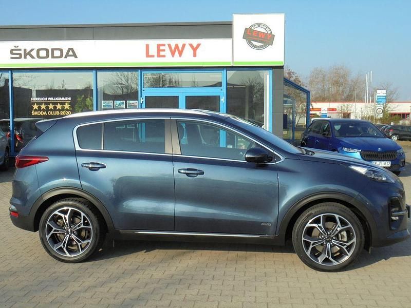 Gebraucht Kia Sportage 185 PS (136 kW) 2019 (cb7) cosmo blue m SUV