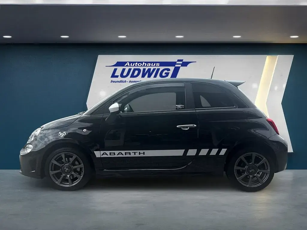 Gebraucht Abarth 595 145 PS (106 kW) 2019 Weiß Limousine