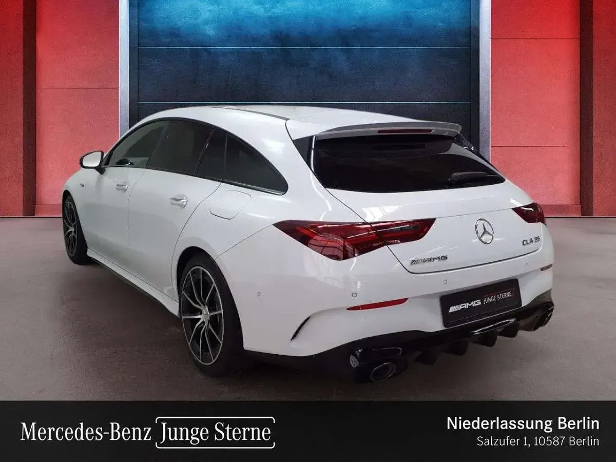 Gebraucht Mercedes CLA35 AMG AMG 306 PS (225 kW) 2024 Weiß Coupé