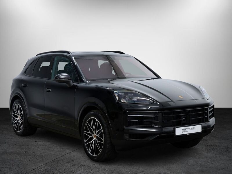 Gebraucht Porsche Cayenne Basis 354 PS (260 kW) 2024 Schwarz SUV