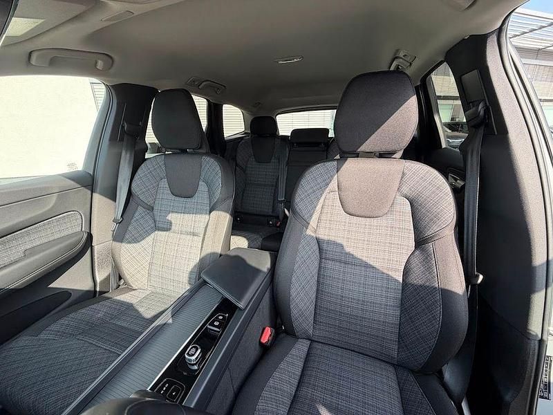 Gebraucht Volvo XC60 Core 197 PS (144 kW) 2024 Grau SUV