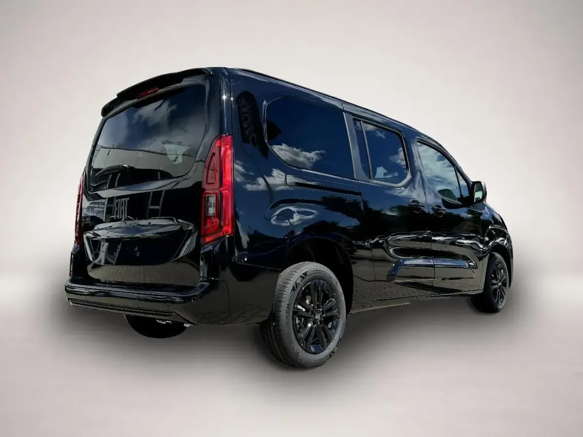 Neu Fiat Qubo Icon 131 PS (96 kW) 2026 Manufacturer Van / Kleinbus