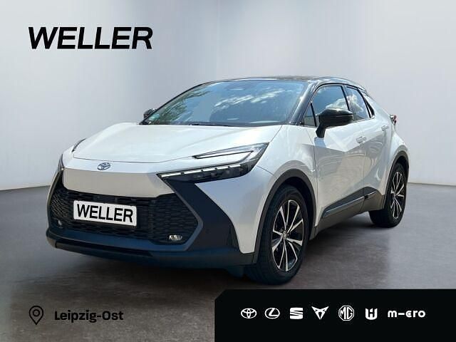 Weiss Gebraucht 2024 Toyota C-HR Team SUV | 28.990 € (Fairer Preis) - Bild 1/3