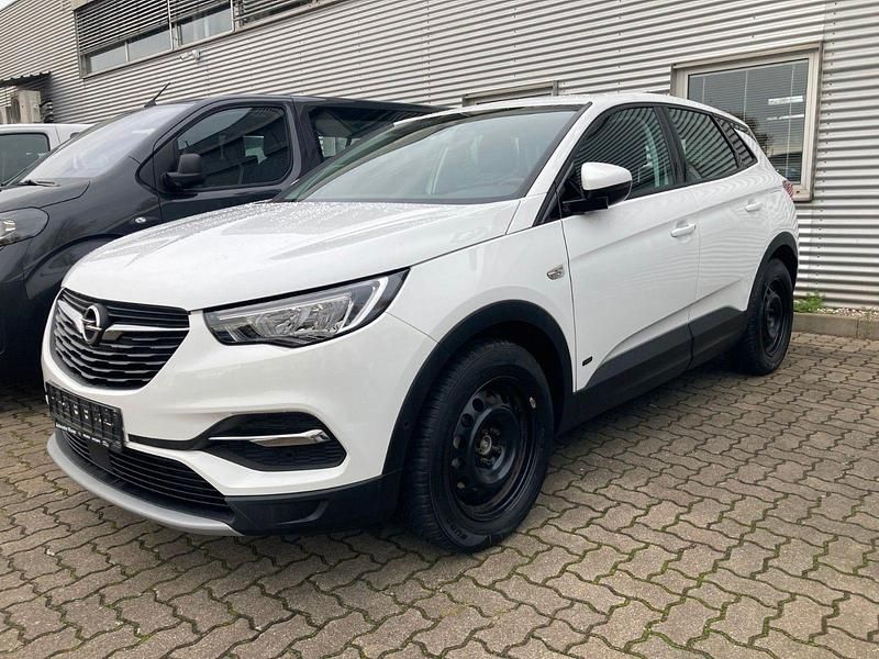 Weiß Gebraucht 2021 Opel Grandland X SUV | 15.989 € (Guter Preis) - Bild 1/4