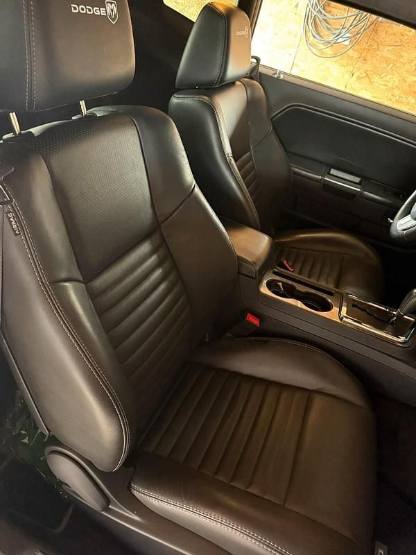 Gebraucht Dodge Challenger 309 PS (227 kW) 2015 Silber Coupé