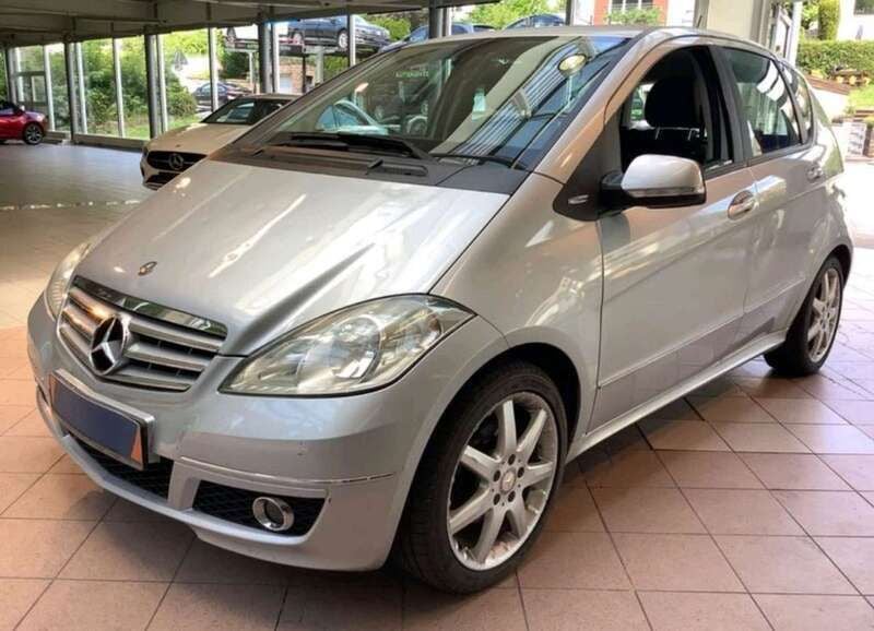 Polarsilber metalliclack Gebraucht 2008 Mercedes A180 Kleinwagen | 4.500 € (Guter Preis) - Bild 1/4