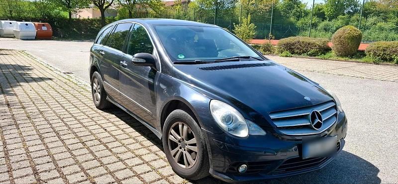 Gebraucht Mercedes R280 190 PS (139 kW) 2007 Schwarz Van / Kleinbus
