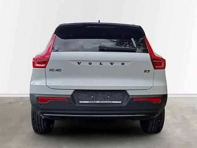 Neu Volvo XC40 Ultra 163 PS (119 kW) 2025 Weiss SUV