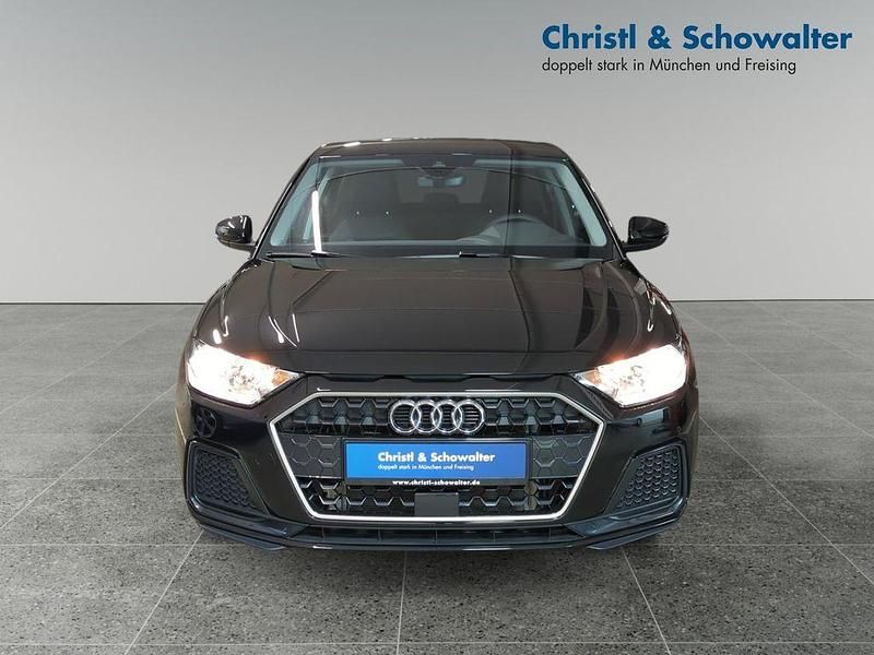 Gebraucht Audi A1 Sportback Advanced 95 PS (69 kW) 2025 Mythosschwarz metallic Kleinwagen