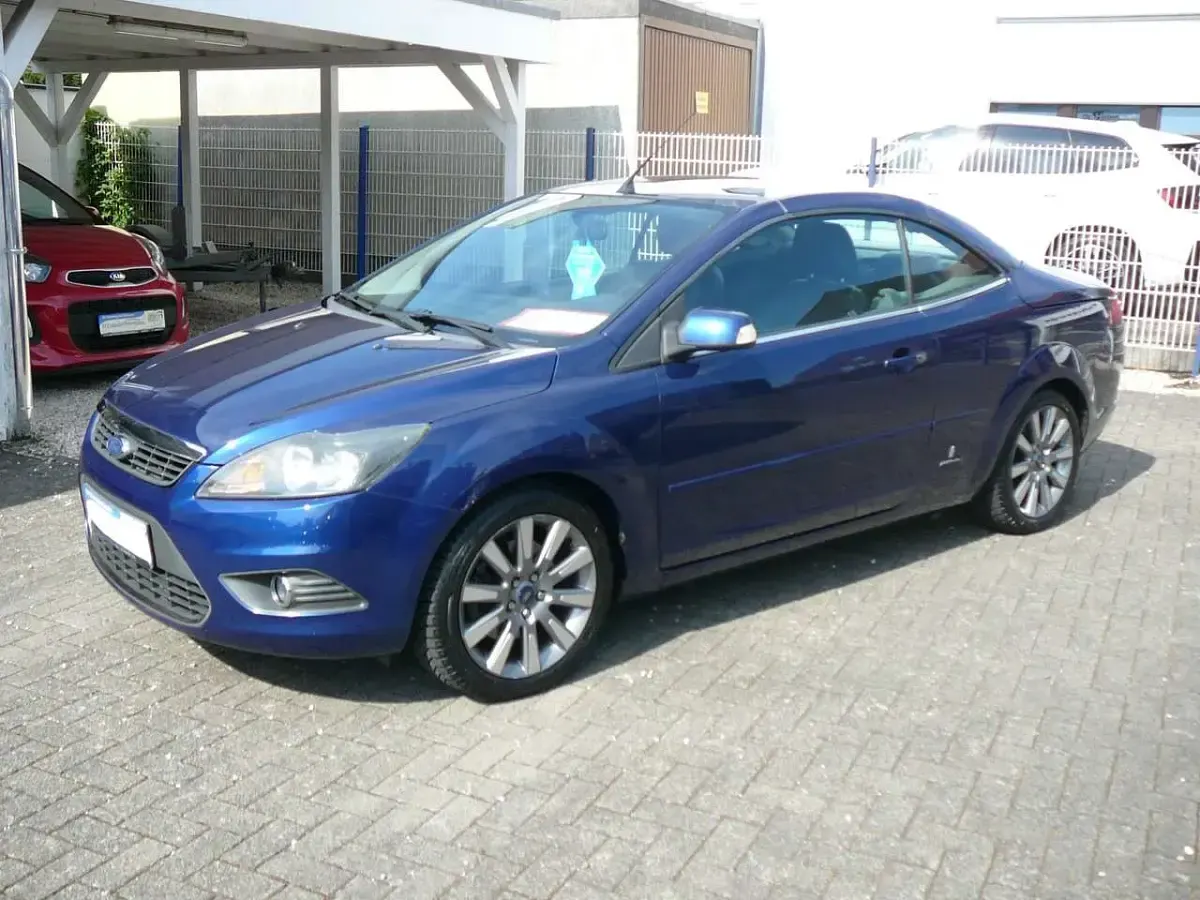 Gebraucht Ford Focus Cabriolet 145 PS (106 kW) 2008 Blau Cabrio