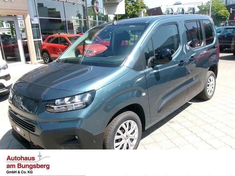 Neu Fiat Doblò 102 PS (75 kW) 2025 Blau Van / Kleinbus