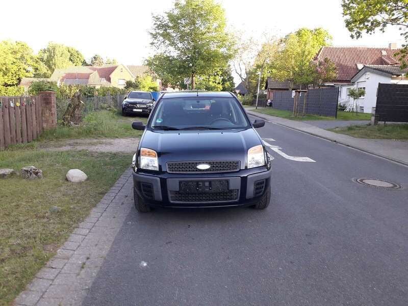 Blau Gebraucht 2007 Ford Fusion Limousine | 2.450 € (Fairer Preis) - Bild 1/4