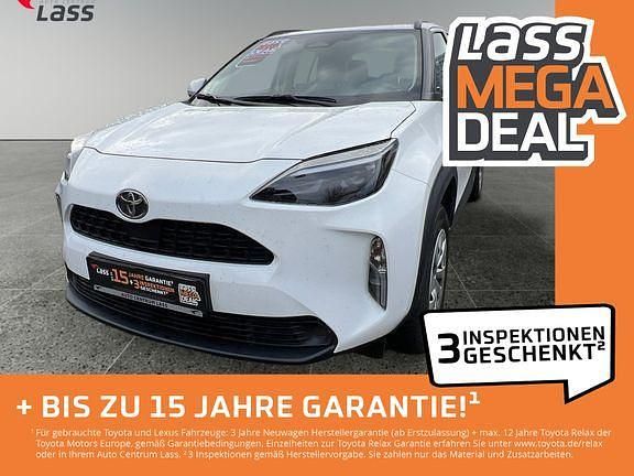 Schnee weiß Gebraucht 2024 Toyota Yaris Hybrid Business Edition | 23.980 € (Fairer Preis) - Bild 1/2