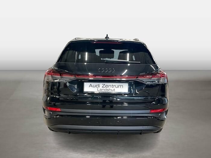 Neu Audi Q4 e-tron Ambiente 210 kW (286 PS) 2026 Mythosschwarz SUV