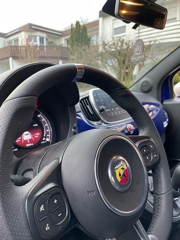 Gebraucht Abarth 500 145 PS (106 kW) 2021 Blau Kleinwagen
