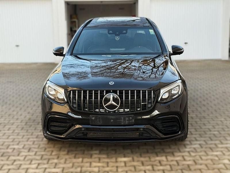 Schwarz Gebraucht 2019 Mercedes GLC63 AMG AMG SUV | 51.990 € (Guter Preis) - Bild 1/4