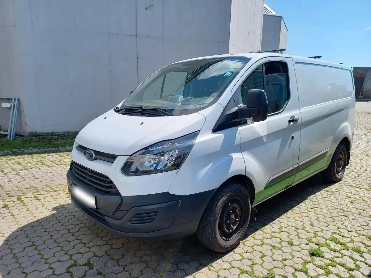 Second-hand Ford Transit 101 CP (74 kW) 2014 Alb Monovolum