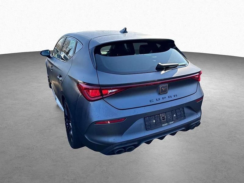 Gebraucht Cupra Leon VZ 300 PS (220 kW) 2024 Grau Limousine