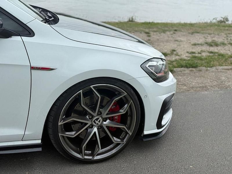 Gebraucht VW Golf VIII GTI 349 PS (256 kW) 2020 Weiß Limousine