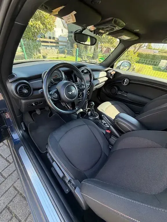 Gebraucht Mini Cooper 136 PS (100 kW) 2016 Blau Kleinwagen