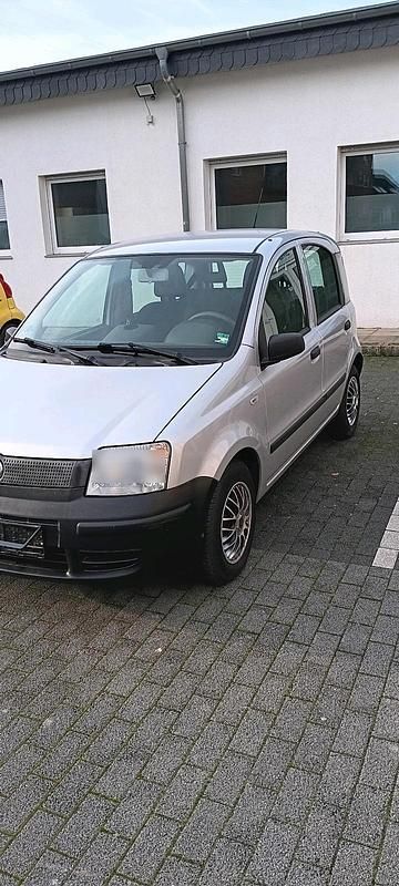 Silber Gebraucht 2009 Fiat Panda Kleinwagen | 2.200 € (Fairer Preis) - Bild 1/4