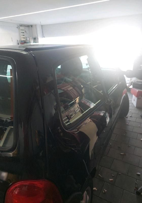 Gebraucht Renault Twingo 74 PS (54 kW) 2007 Schwarz Kleinwagen