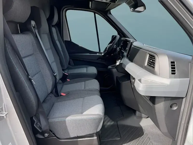Nowe Renault Master 170 KM (125 kW) 2026 Szary Minivan