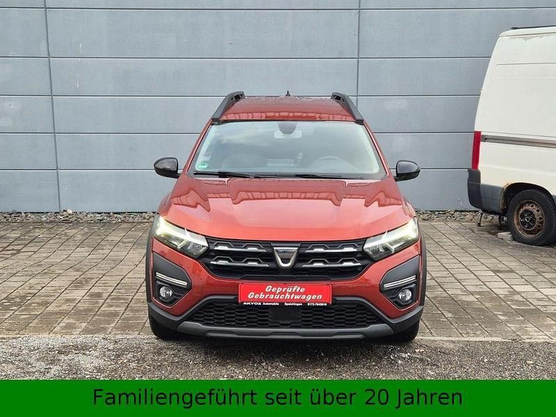 Gebraucht Dacia Jogger Extreme 101 PS (74 kW) 2022 Braun Van / Kleinbus