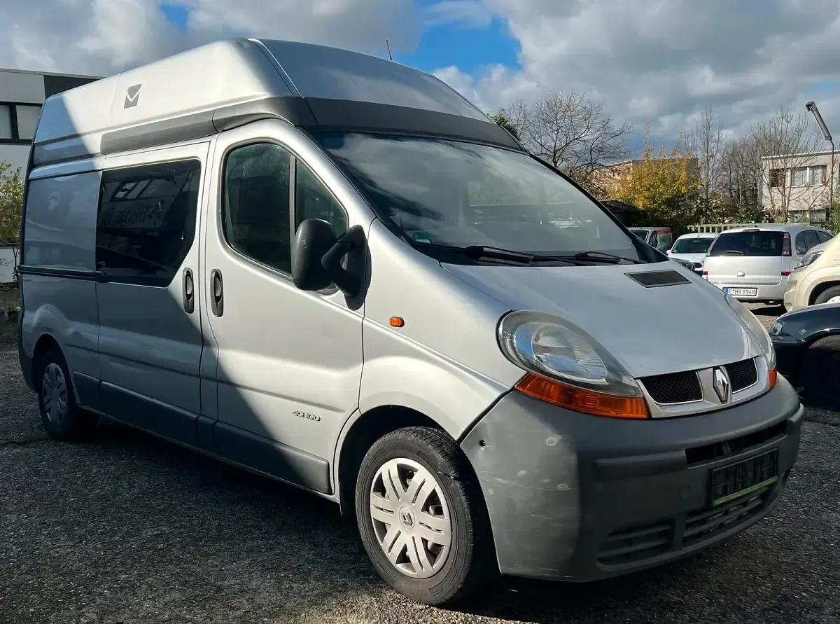 Brugt Renault Trafic 101 HK (74 kW) 2005 Sølv MPV