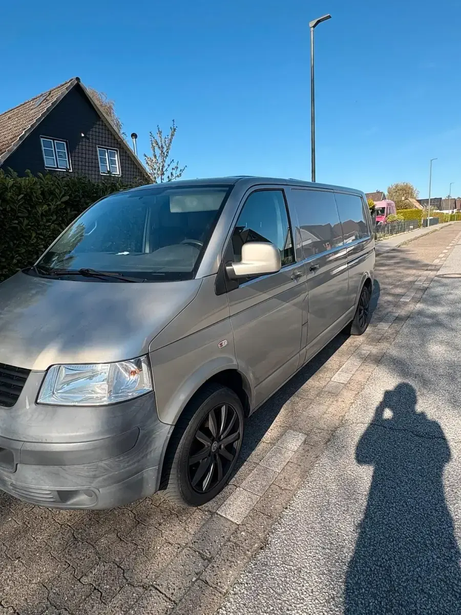 Usata VW Transporter 130 CV (95 kW) 2009 Andere farben Furgone