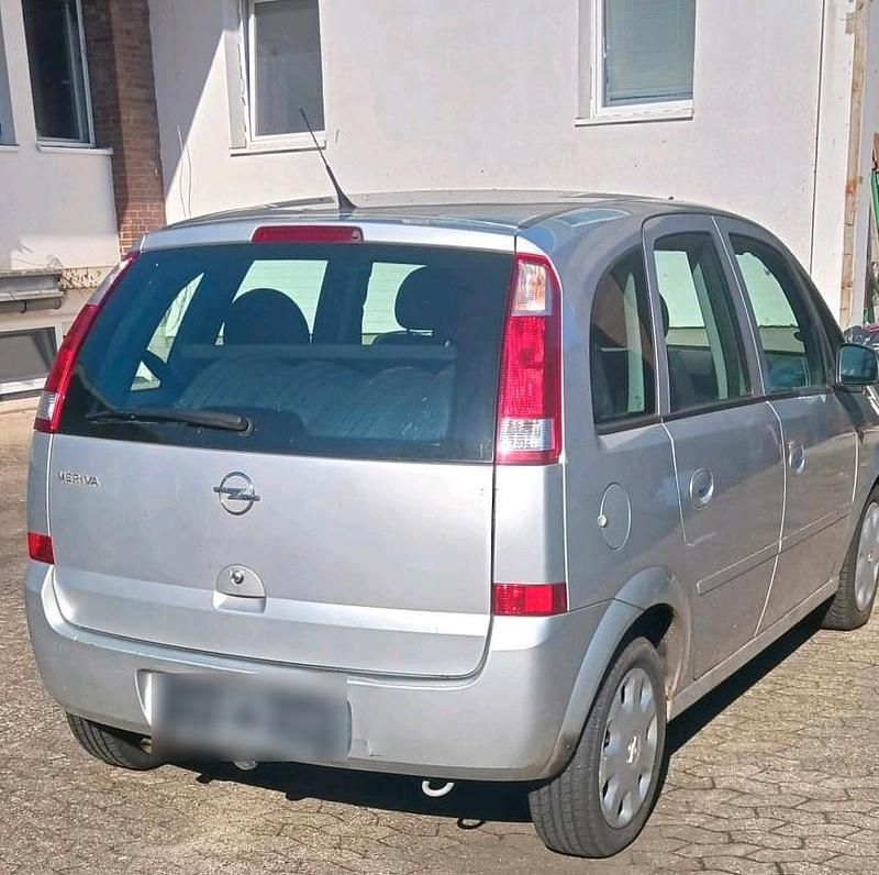 Gebraucht Opel Meriva 90 PS (66 kW) 2005 Silber Van / Kleinbus