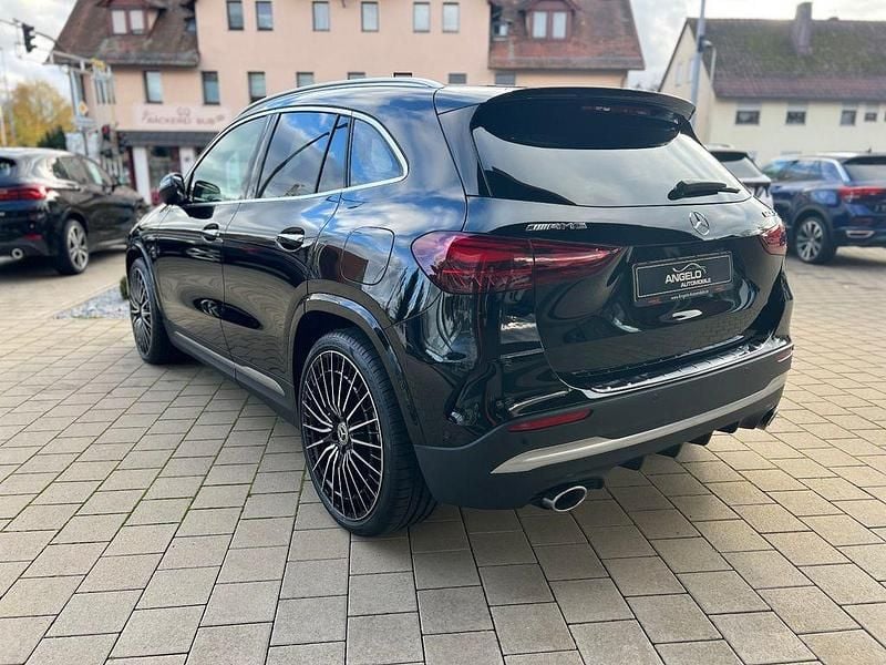 Gebraucht Mercedes GLA35 AMG AMG 306 PS (225 kW) 2024 Schwarz SUV