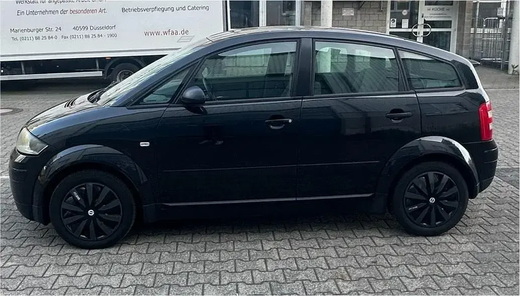 Gebraucht Audi A2 75 PS (55 kW) 2000 Schwarz Kleinwagen