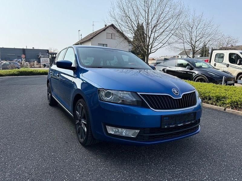 Gebraucht Skoda Rapid 105 PS (77 kW) 2015 Blau Kleinwagen