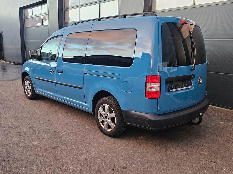Gebraucht VW Caddy Maxi 102 PS (75 kW) 2013 Blau Van / Kleinbus