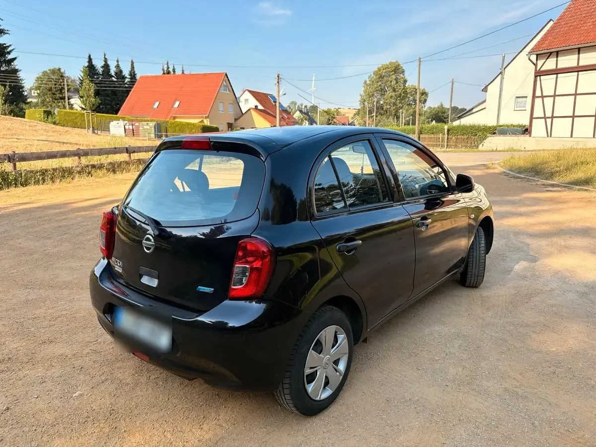 Gebraucht Nissan Micra 80 PS (58 kW) 2013 Violet Kleinwagen