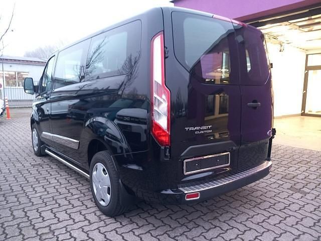 Gebraucht Ford Transit Custom Trend 131 PS (96 kW) 2023 Obsidianschwarz metallic obsidianschwarz metallic Van